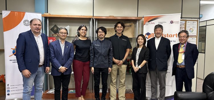 Startup japonesa del sector espacial visitó INCUNA para desarrollar ecosistema emprendedor